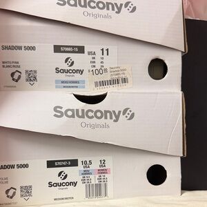 Saucony Shadow 5000 in White and Pink